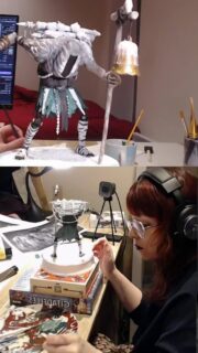 On fait une vidéo process pour quand Monoco sera fini? 😏
@expedition33official , je suis vraiment amoureuse de votre jeu ❤️ après plus de 200h dessus, il me fallait une part éternelle dans mon décors 🫶
En ce moment, entre deux parties gaming, on a attaqué la peinture sur figurine de Monoco en stream ❤️
C'est la première fois que je fais ça, je n'avais d'ailleurs pas touché à un pinceau depuis le lycée, il y a bien longtemps 🙈 et c'est un bonheur !
Alors oui j'y vais à l'instinct, oui j'ai pas le matos, oui j'improvise en continue, mais je trust my process, et je trouve que pour l'instant, on est très très bien partis!
J'ai hâte de le voir trôner fièrement dans mon décor quand il sera fini !
Non seulement c'est hyper apaisant, mais c'est aussi un vrai bonheur de s'essayer à des travaux manuels qui changent de médium et de mes habitudes! D'ordinaire, moi, c'est la couture. Évidemment. Puisque j'ai créé Sapire. Mais en ce moment, c'est la peinture sur figurine. Peut-être que demain ce sera la création de bijoux pour écouler toutes les perles que j'ai achetées en école de mode, ou bien la sculpture? J'ai envie d'explorer plein de choses !
#artisanat #art #painting #stream #clairobscur